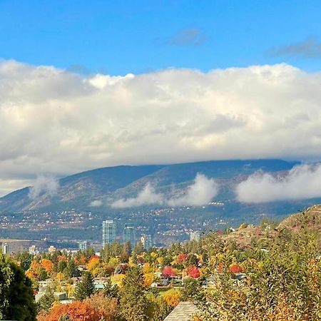 A Vista Villa Couples Retreat Kelowna Ngoại thất bức ảnh