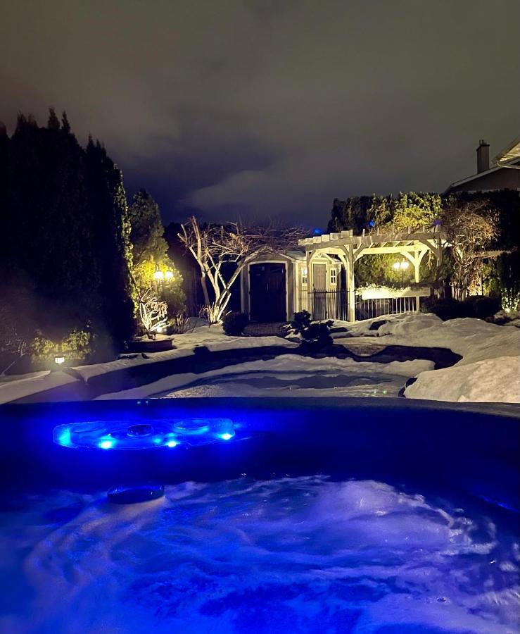 A Vista Villa Couples Retreat Kelowna Ngoại thất bức ảnh