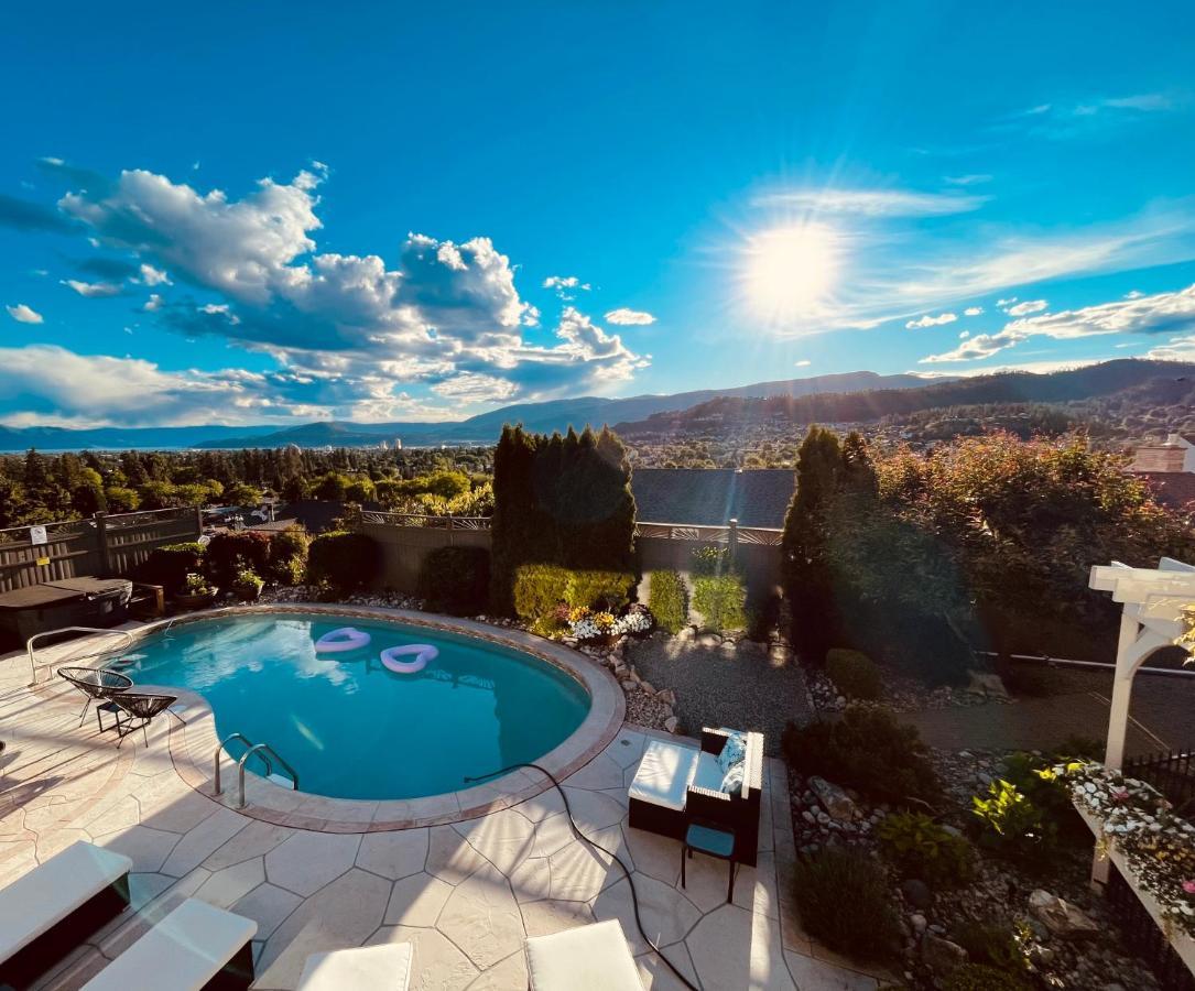 A Vista Villa Couples Retreat Kelowna Ngoại thất bức ảnh