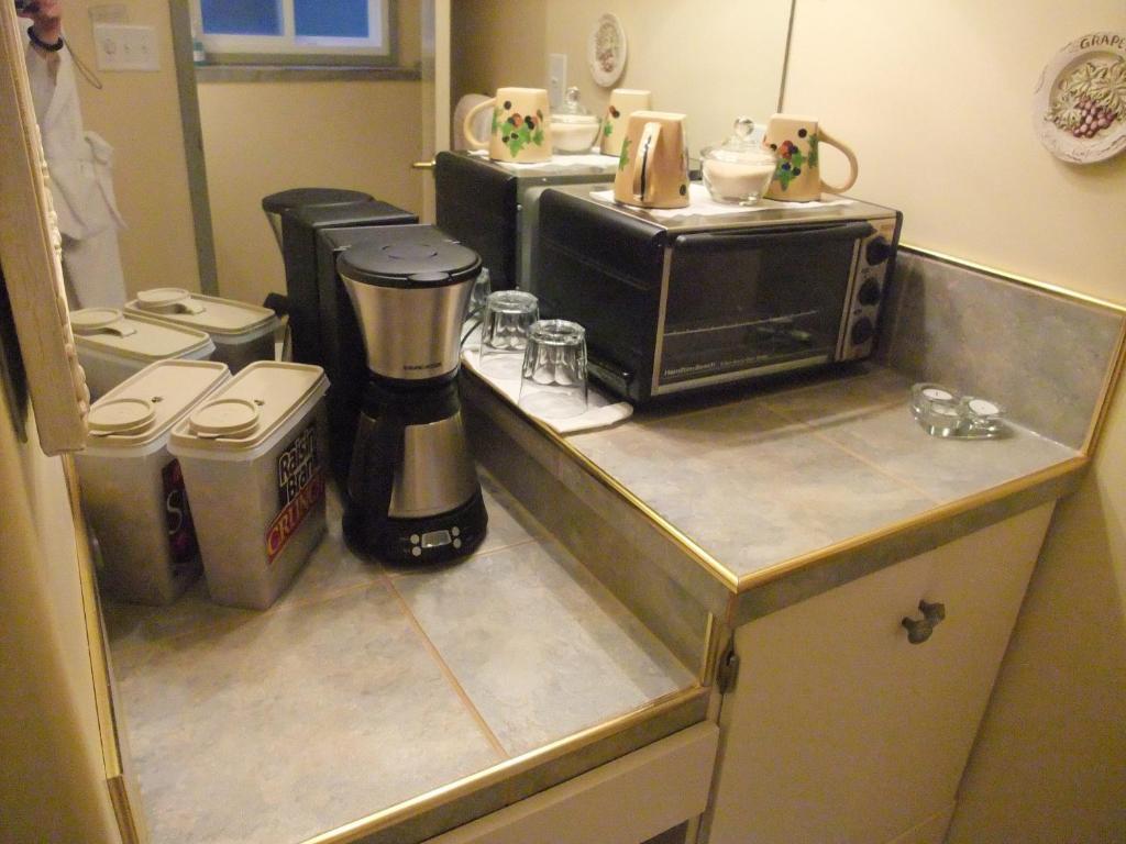 A Vista Villa Couples Retreat Kelowna Phòng bức ảnh